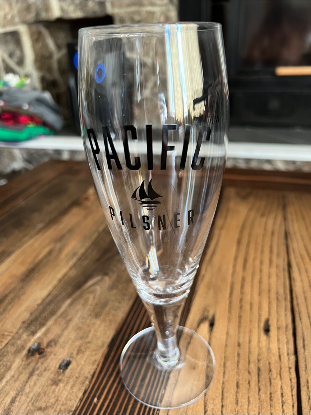 PACIFIC PILSNER • 16oz beer glass footed brewery barware collectible man cave